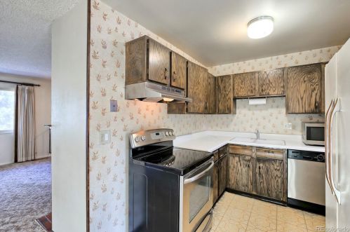 7260 Tamarac St, Englewood, CO 80112-1835