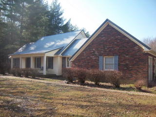 1561 Rowe School Rd, Puryear, TN 38251-3480