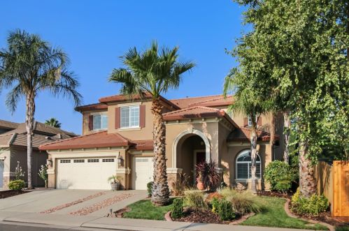 9732 Eagle Glen Way, Elk Grove, CA 95757-2617