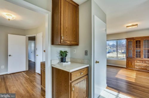 11904 Lafayette Dr, Silver Spring MD 20902-2213 exterior