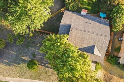 1108 Sea Ter, Irving TX 75060-7716 exterior