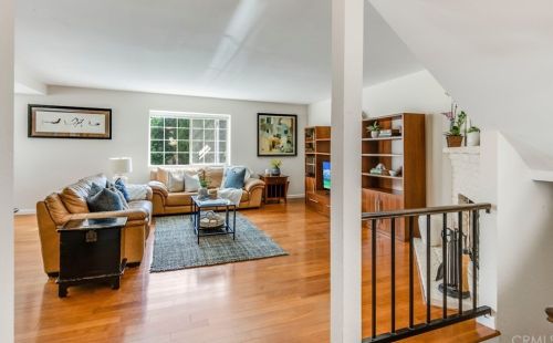 1427 12th St, Manhattan Beach, CA 90266-6166