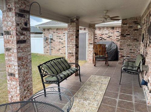 9657 Lea Shr St, Fort Worth TX  76179-3225 exterior