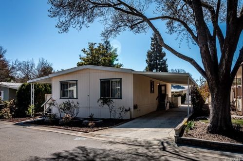 133 Solana Way, Lake Nacimiento, CA 93446-3968