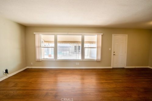 3638 Harding St, Riverside CA  92506-2621 exterior