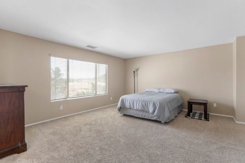 17876 Robusta Dr, Riverside CA  92503-7072 exterior