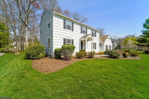 19 Geoffrey Ct, Chatham Township, NJ 07928-1449