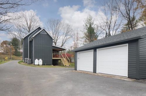 11 Route 7, Canaan, CT 06031-1303