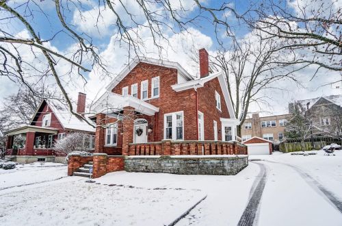 2959 Eggers Pl, Cincinnati, OH 45211-6721