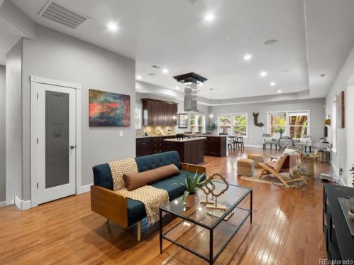 3001 Clarkson St, Englewood CO  80113-1707 exterior