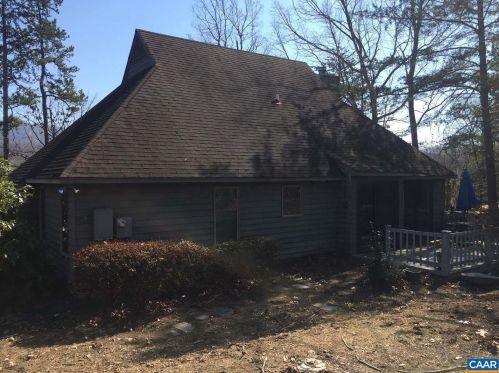 1632 Stoney Creek Dr, Charlottesville VA  22902-7236 exterior