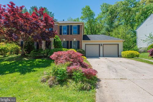 2400 Hidden Valley Ln, Silver Spring, MD 20904-5245