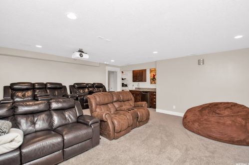 1407 Mtn Rd, Ogden UT  84404-6034 exterior