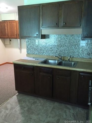 25 A St, Derby CT  06418-1655 exterior