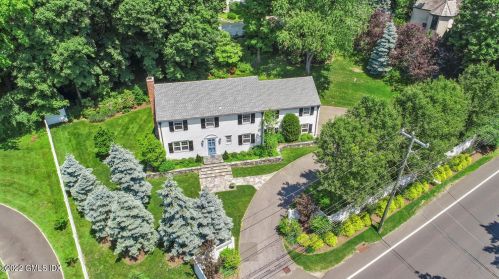 73 Dearfield Dr, Greenwich, CT 06831-5324
