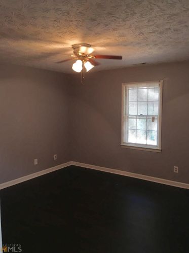 1776 Salem Woods Dr, Conyers, GA 30013-2300