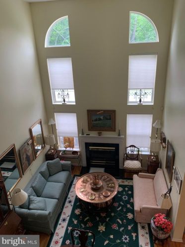 202 Park Knl, Princeton NJ  08540-9016 exterior