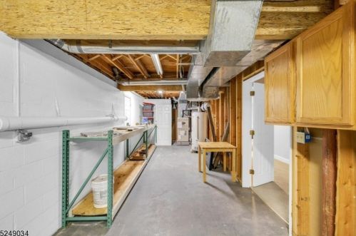 35 Mallard Dr, Hackettstown NJ  07840-2821 exterior