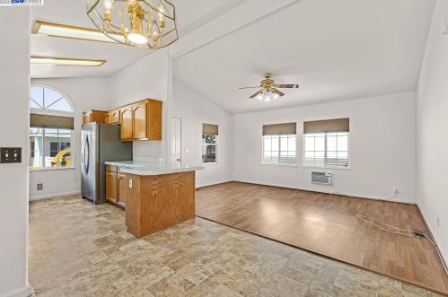 1548 Balein Ct, Hayward, CA 94544-6210