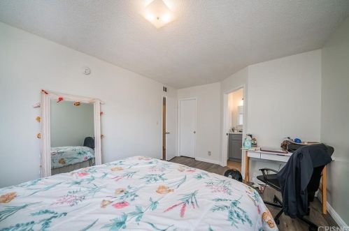 1447 Windsor Rd, Glendale CA  91205-2767 exterior