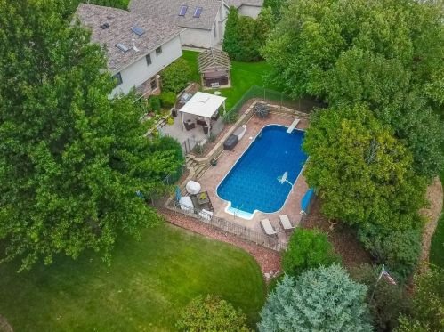 11403 Stratford Rd, Mokena, IL 60448-2003