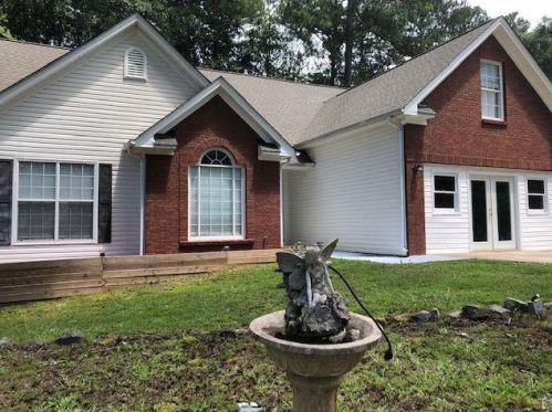 3388 Concord Cor, Conyers GA  30013-2374 exterior