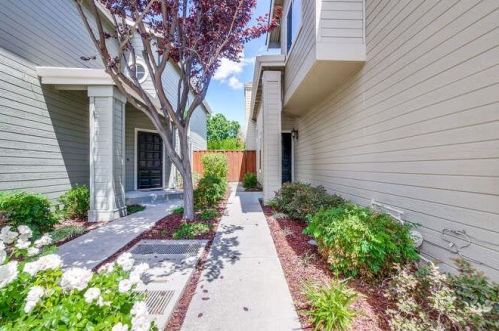 1447 Carrington Cir, San Jose, CA 95125-4866