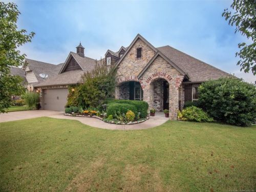 14585 Gary Ave, Bixby, OK 74008-8034