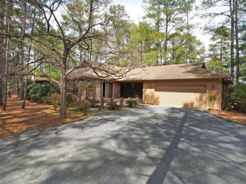 1 Pinyon Ln, Pinehurst, NC 28374-9492