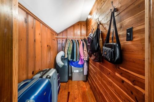 2496 Jefferson Ter, Atlanta GA  30344-2743 exterior