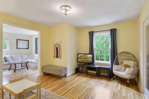 2260 Medicine Lake Blvd, Minneapolis MN  55441-4238 exterior