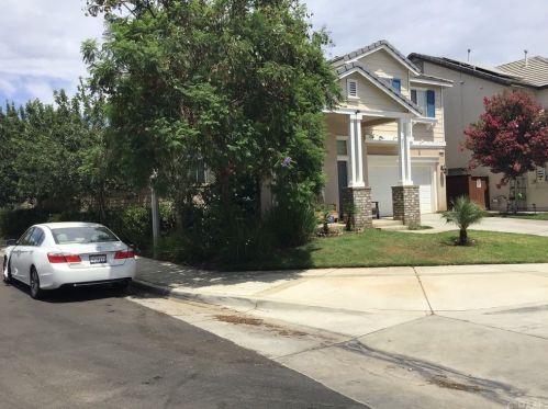 3919 Salt River Ln, Perris, CA 92571-7370