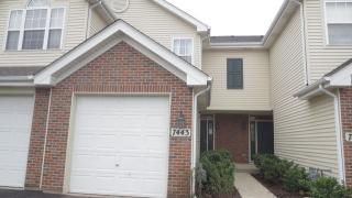 7443 Grandview Ct, Carpentersville, IL 60110-3401