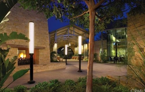 262 Rockefeller, Irvine CA  92612-8113 exterior