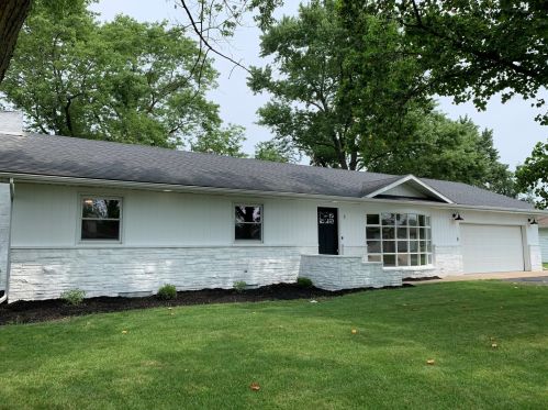 1 Edgewood Dr, Swygert IL  61764-1646 exterior