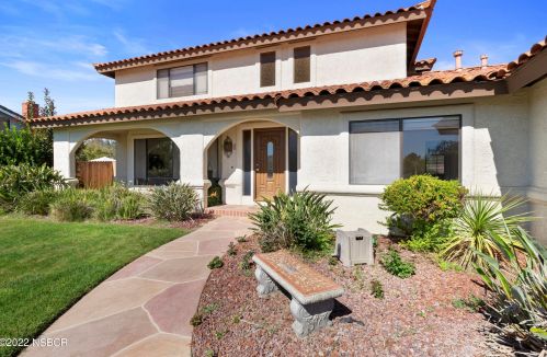 1195 Foxenwood Dr, Santa Maria, CA 93455-3506