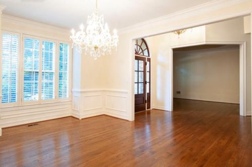 807 Brookhaven Springs Ct, Atlanta GA  30342-3551 exterior