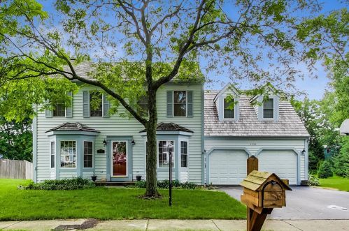 4582 Covenant Ct, Gurnee, IL 60031-3200