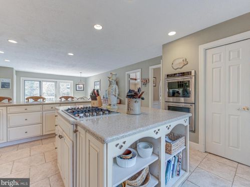 16325 Whitehaven Rd, Silver Spring MD 20906-1129 exterior