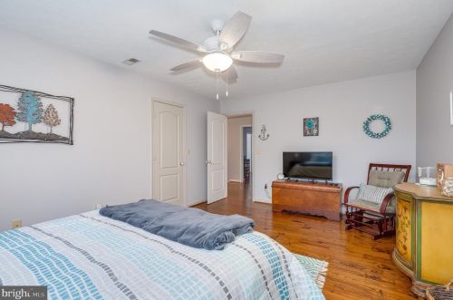 874 Pheasant Hill Rd, Summit Point WV  25446-3634 exterior