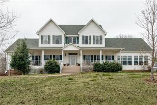 2454 Valley Creek Rd, Culleoka, TN 38451-2195