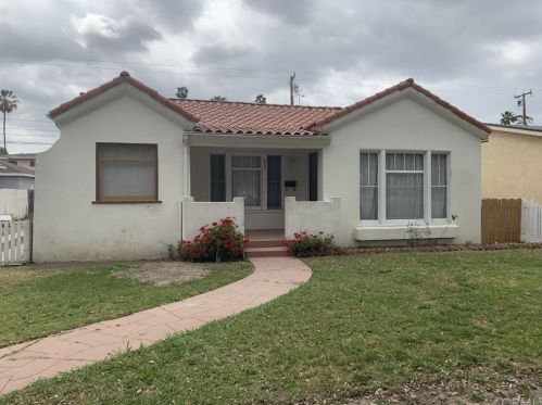 811 Zeyn St, Anaheim CA  92805-1842 exterior