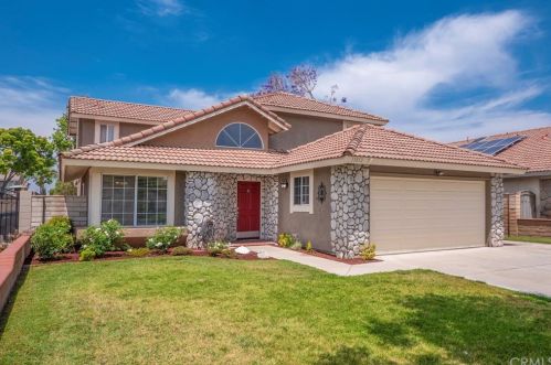13852 Dogwood Ave, Chino, CA 91710-7401