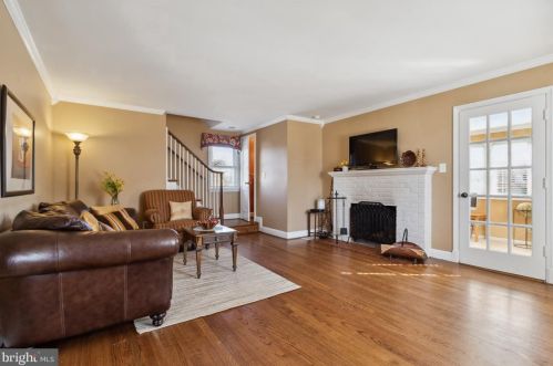 5901 1st St, Arlington, VA 22203-1103