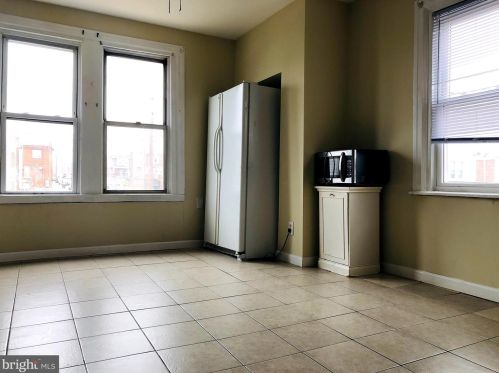 7166 Marsden St, Philadelphia, PA 19135-1236