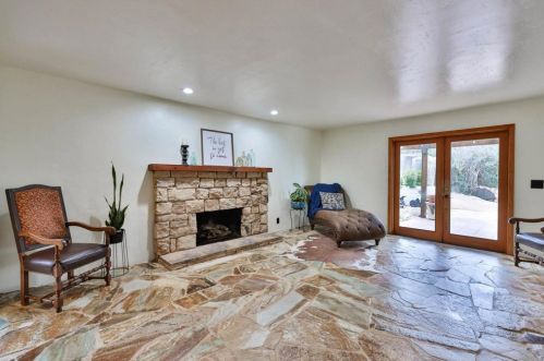 11151 Oak Creek Dr, Lakeside, CA 92040-1230