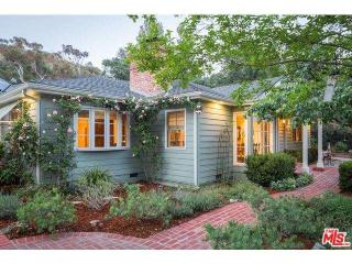 1560 Scenic Dr, Pasadena, CA 91103-1937