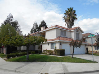1175 Palomar Dr, Tracy, CA 95377-8963