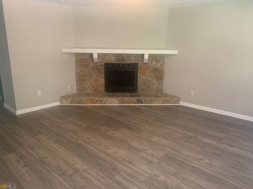 321 Windsor Walk, Conyers, GA 30094-2558