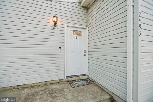 2493 Paxton St, Woodbridge, VA 22192-3407